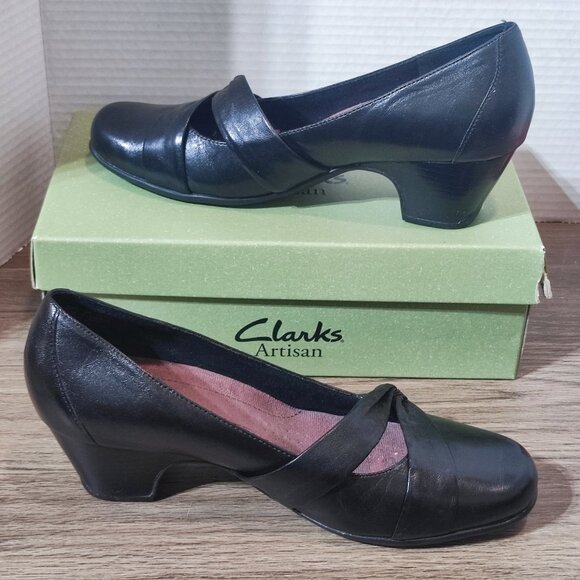 Clarks Everyday Sugar Plum Leather Pumps 9 Black Block Heel Slip On Dress Shoes - Picture 2 of 16